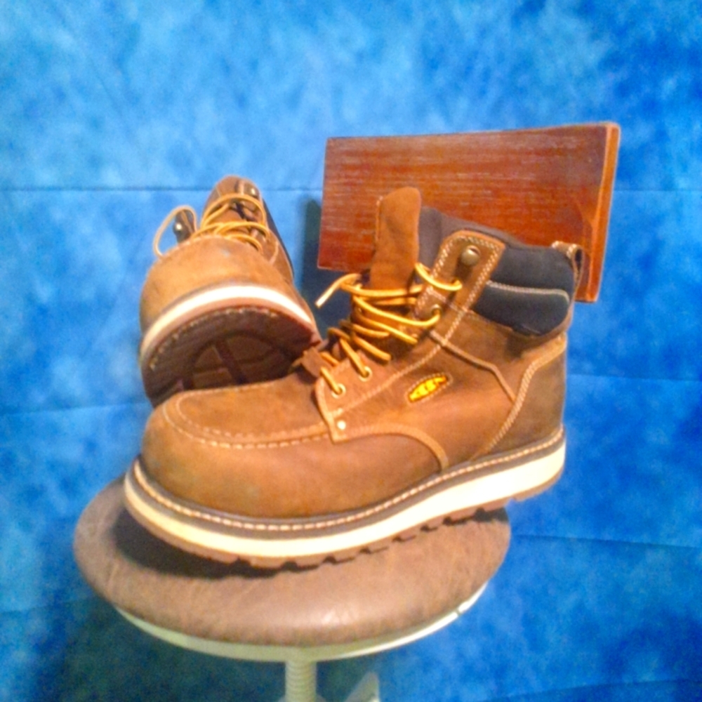 Work Boots - image 1